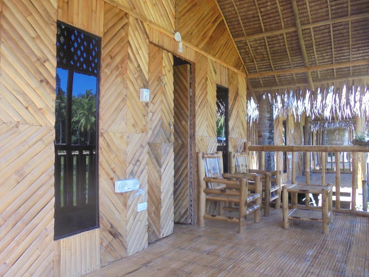 Maya Bungalow Hotel Panglao Bagian luar foto